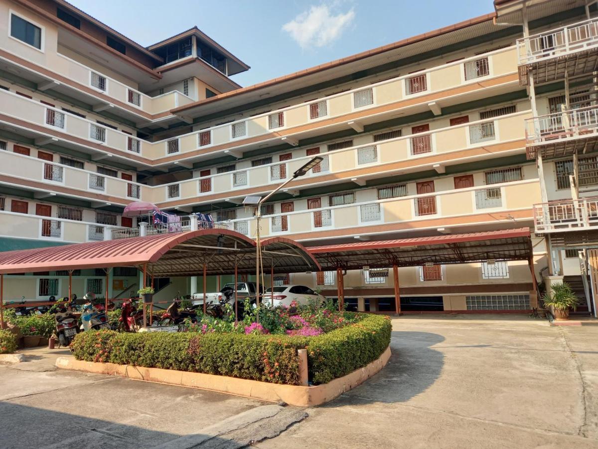 Baan Aranya Apartment Chiang Mai Ngoại thất bức ảnh